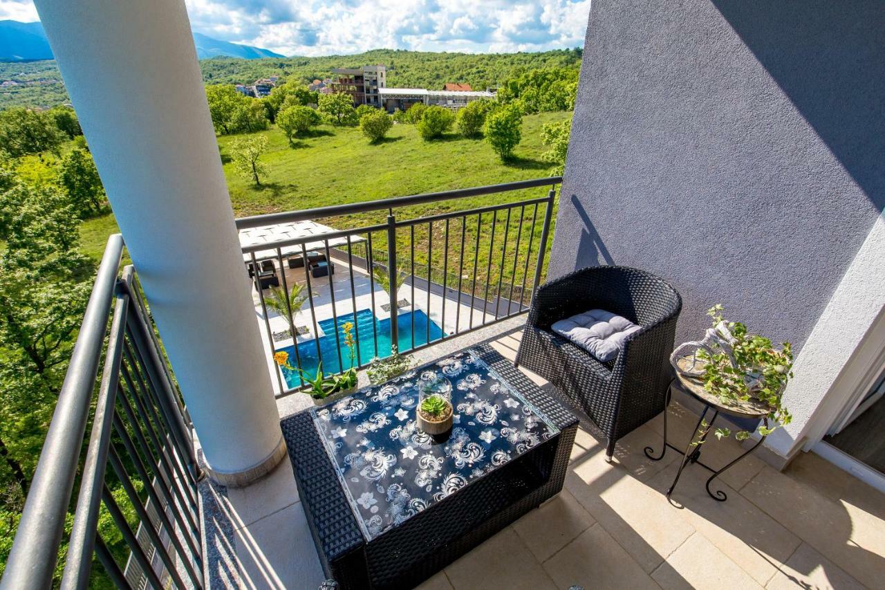 Luxury Apartment La Es Marcelji Bagian luar foto